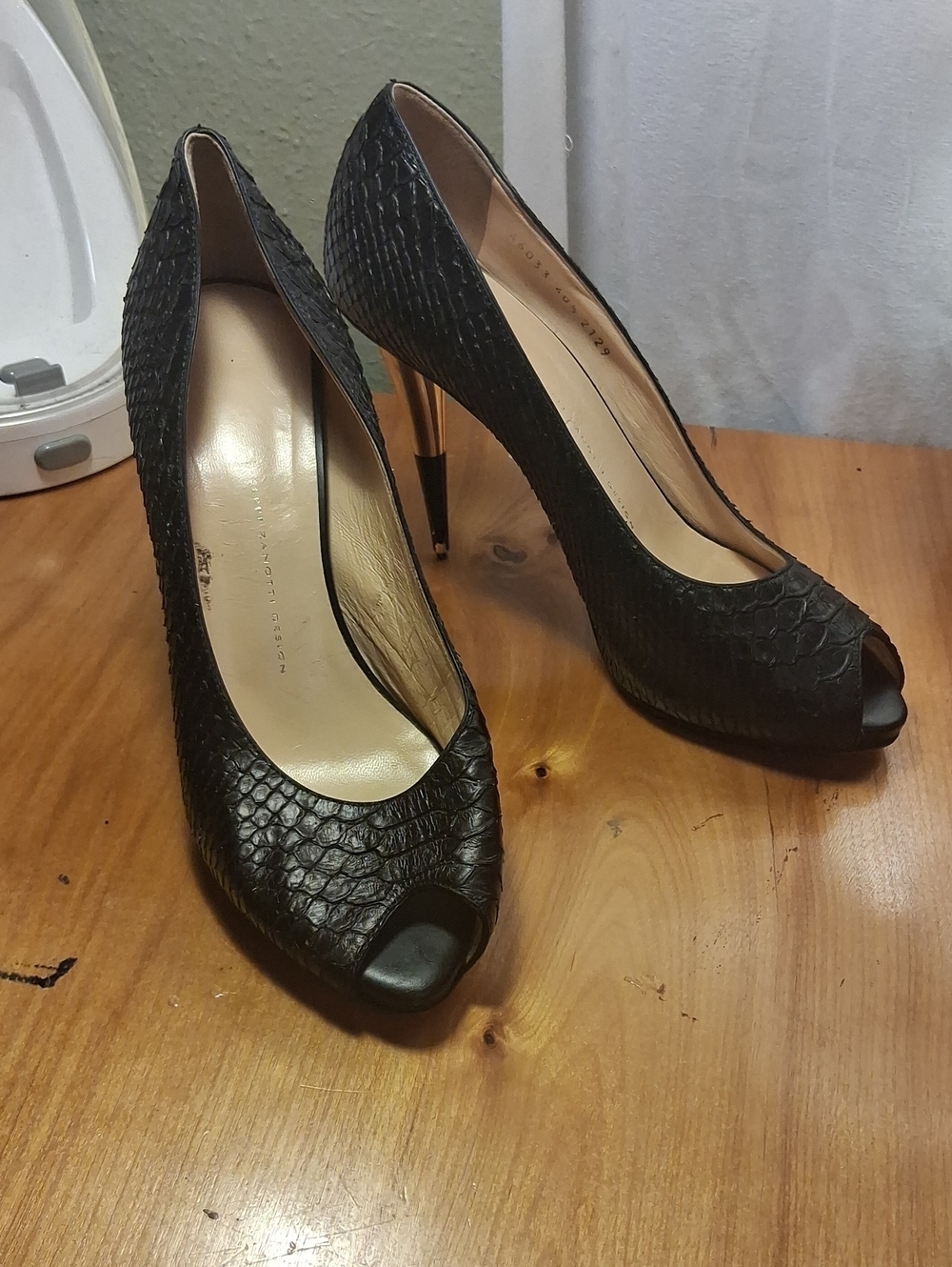 Guissepe Zanotti  Black Peep-Toe High Heels with Textured Finish Size 40.5